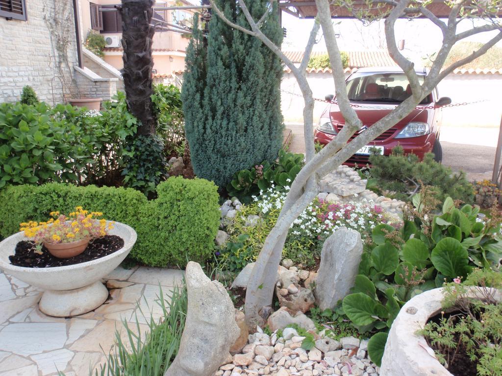 Apartmani Villa Otilija Poreč Kültér fotó
