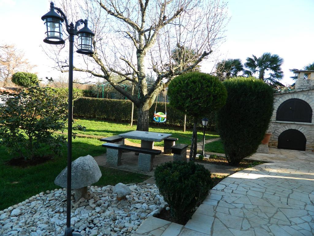 Apartmani Villa Otilija Poreč Kültér fotó